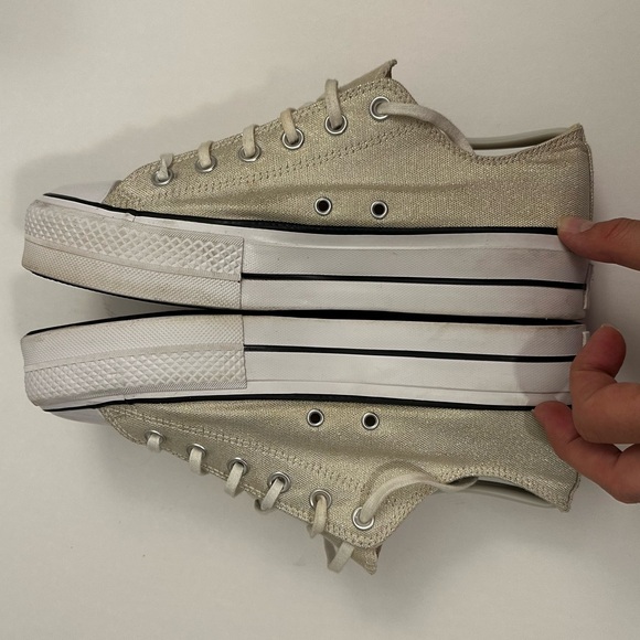 Converse CTAS LIFT PLATFORM OX Gold/Black/White '568630C' Women's Size 10 - Picture 4 of 14